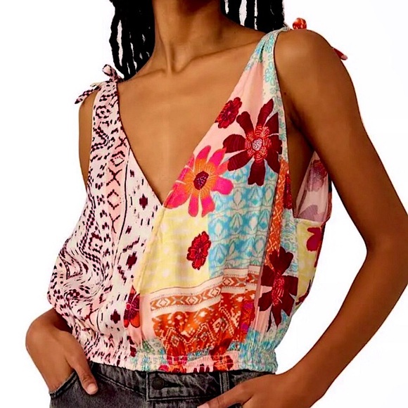 FREE PEOPLE Tropical Floral Surplice Sleeveless Top w Adjustable Shoulder Ties - Picture 11 of 11